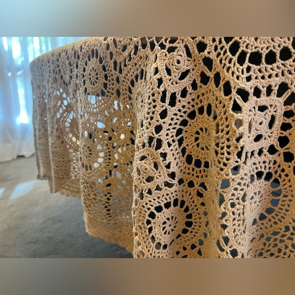 Vintage Hand Crocheted Tablecloth Off White‎ 68"x100" Rectangular - Picture 5 of 13